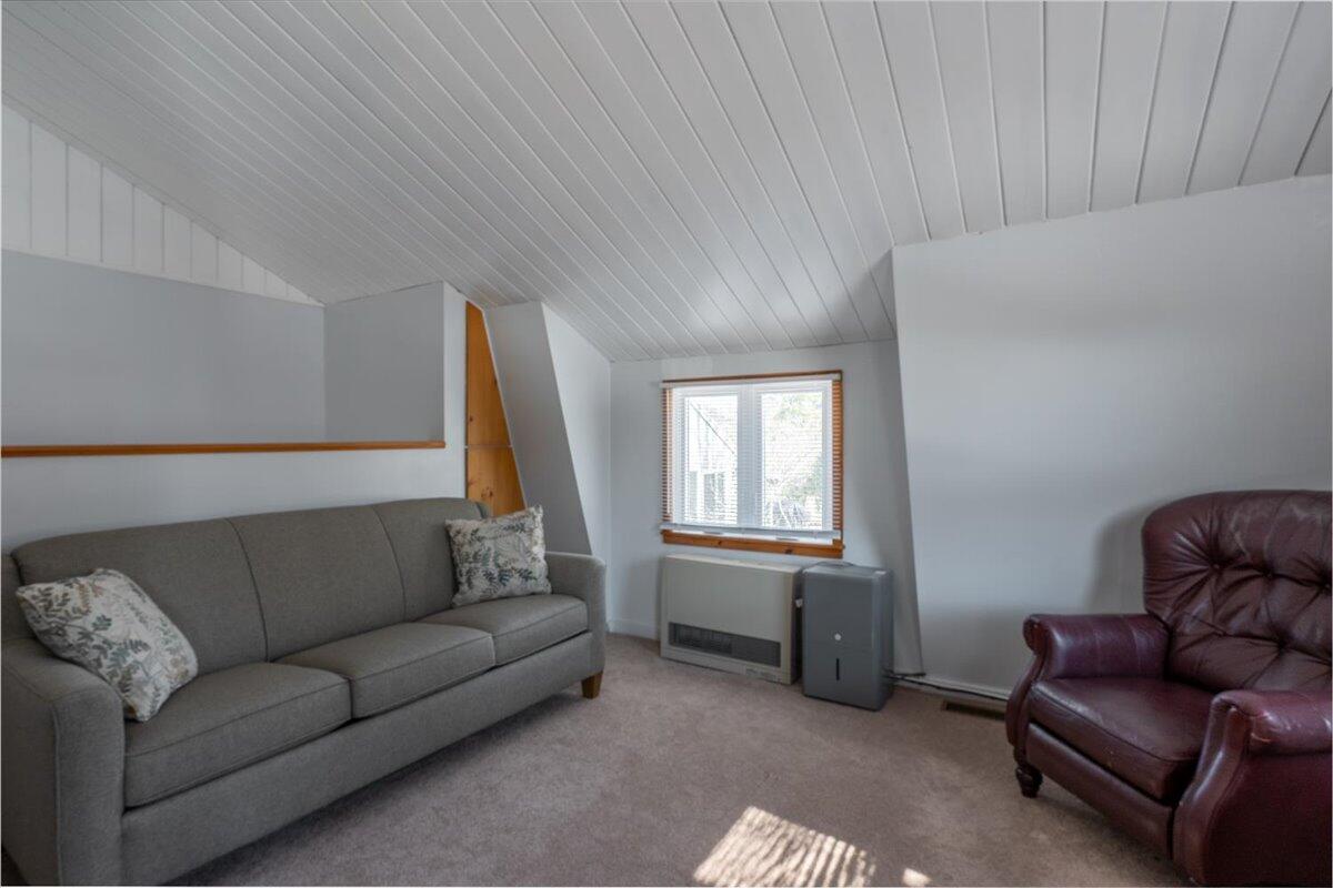 22 Sand Hill Road Wiscasset ME 04578