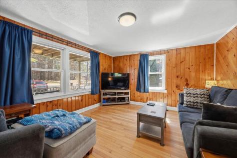 9 Ranwall Avenue Saco ME 04072