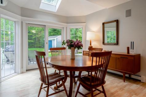 16 Aster Lane Falmouth ME 04105