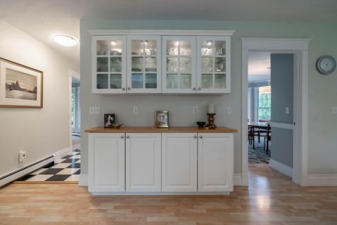 16 Aster Lane Falmouth ME 04105
