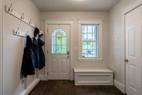 16 Aster Lane Falmouth ME 04105