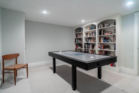 16 Aster Lane Falmouth ME 04105