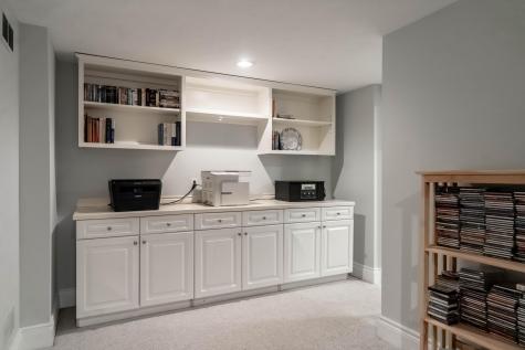16 Aster Lane Falmouth ME 04105