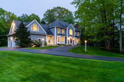 16 Aster Lane Falmouth ME 04105