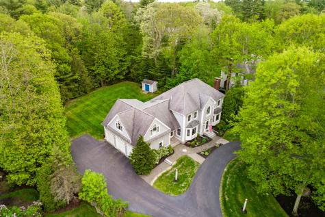 16 Aster Lane Falmouth ME 04105