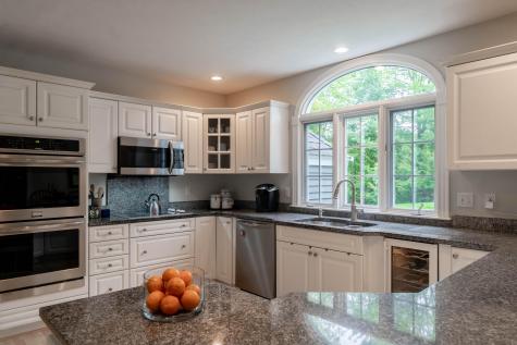 16 Aster Lane Falmouth ME 04105
