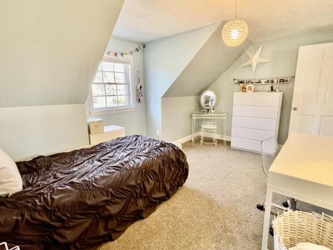 16 W Lynne Avenue Portland ME 04103
