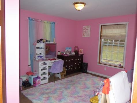 511 River Road Chelsea ME 04330