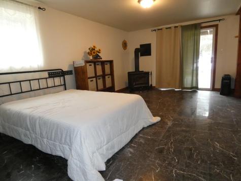 511 River Road Chelsea ME 04330