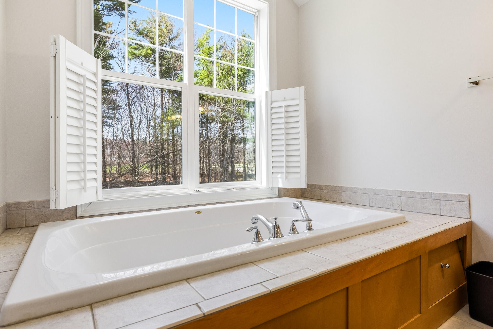 24 Andrews Lane Eliot ME 03903