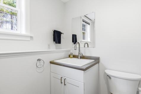 24 Andrews Lane Eliot ME 03903