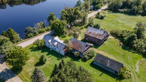 114 Upper Main Street Norridgewock ME 04957
