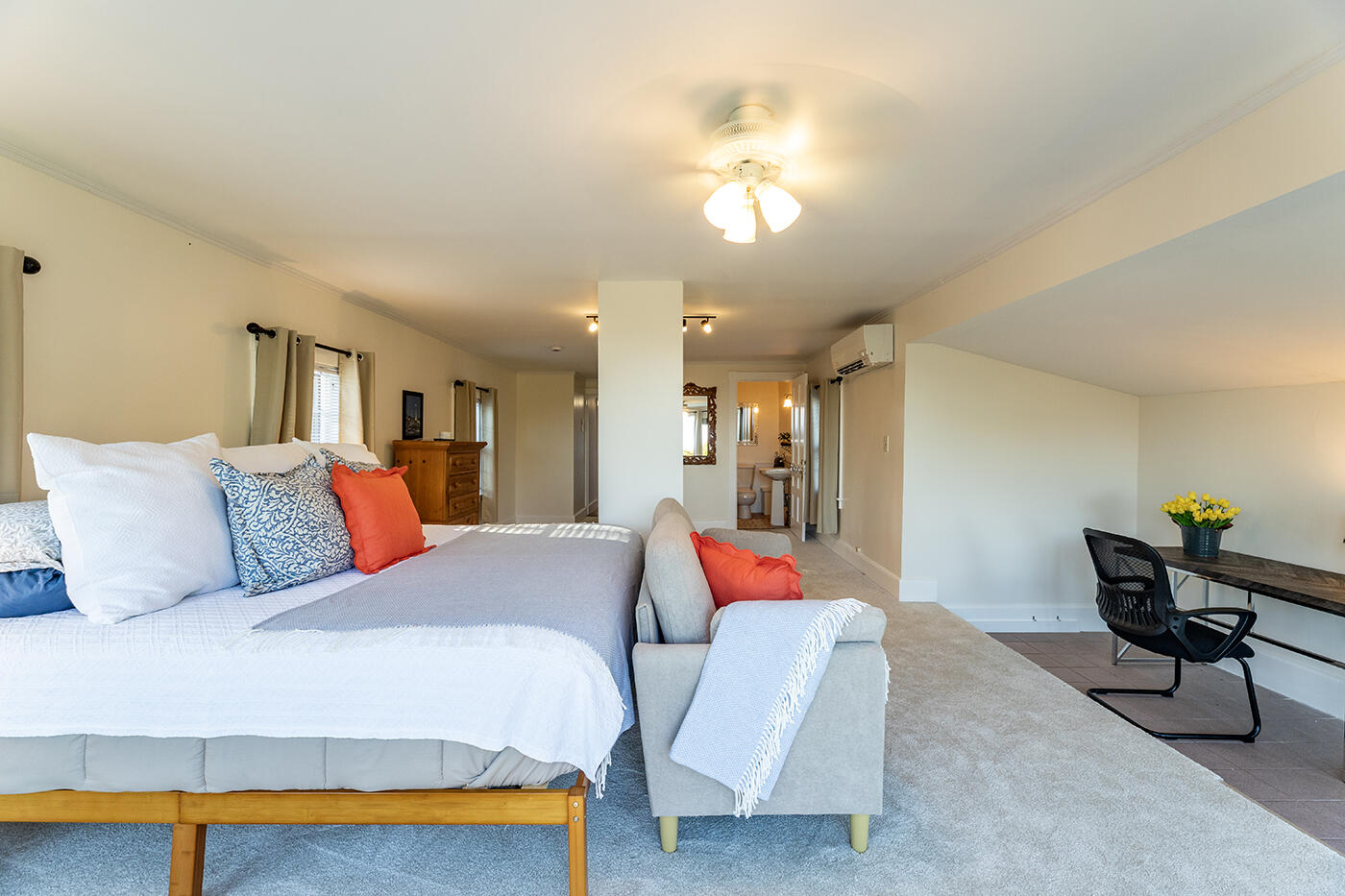 59 High Street Camden ME 04843