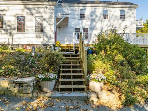 59 High Street Camden ME 04843