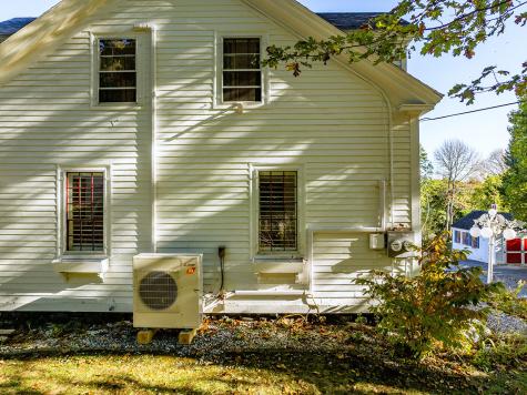 59 High Street Camden ME 04843