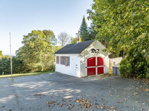 59 High Street Camden ME 04843