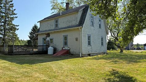 22 Dixie Road Lubec ME 04652