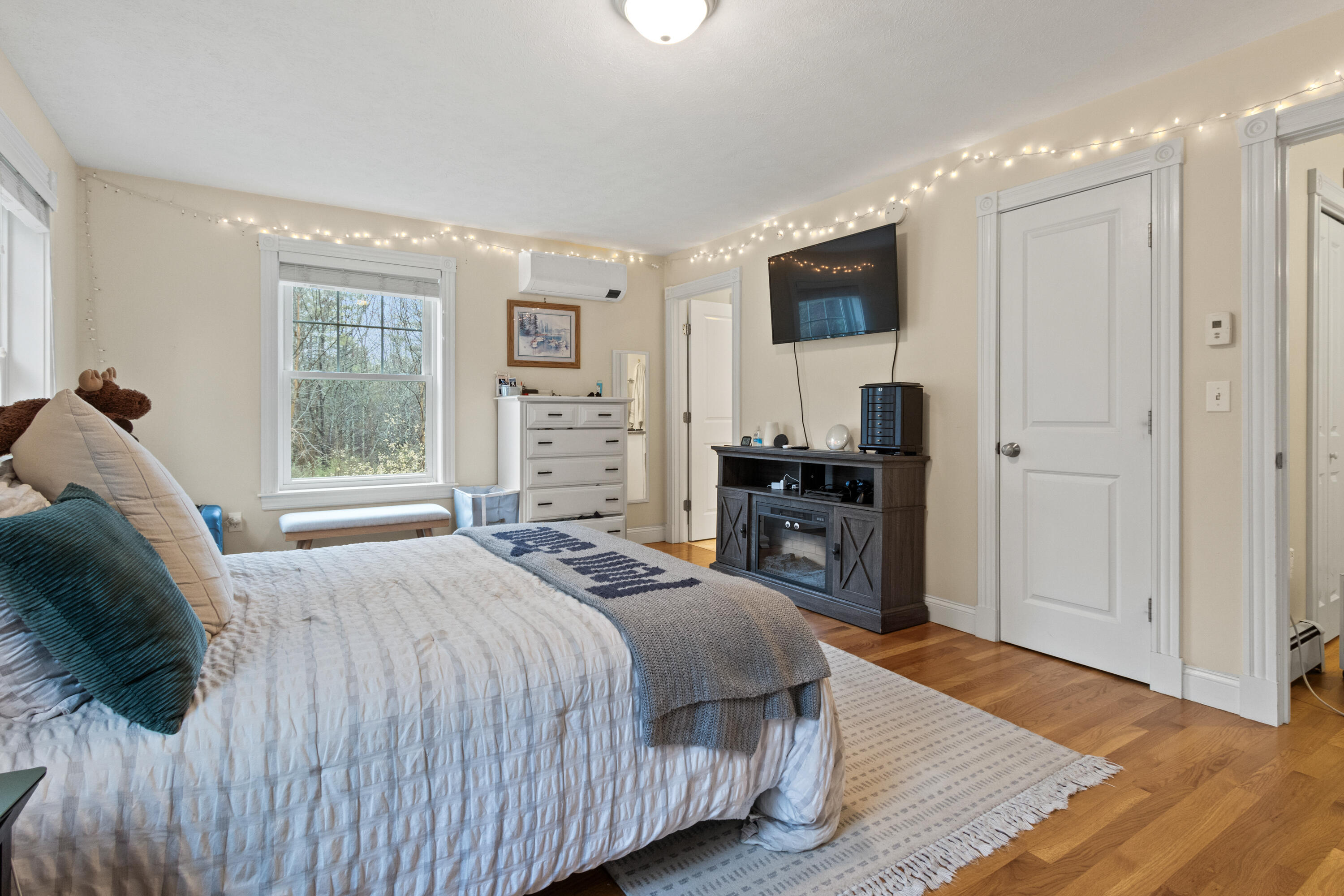 690 Auburn Street Portland ME 04103