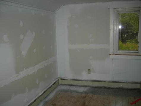 18 Perley Street Lewiston ME 04240