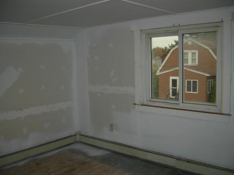 18 Perley Street Lewiston ME 04240
