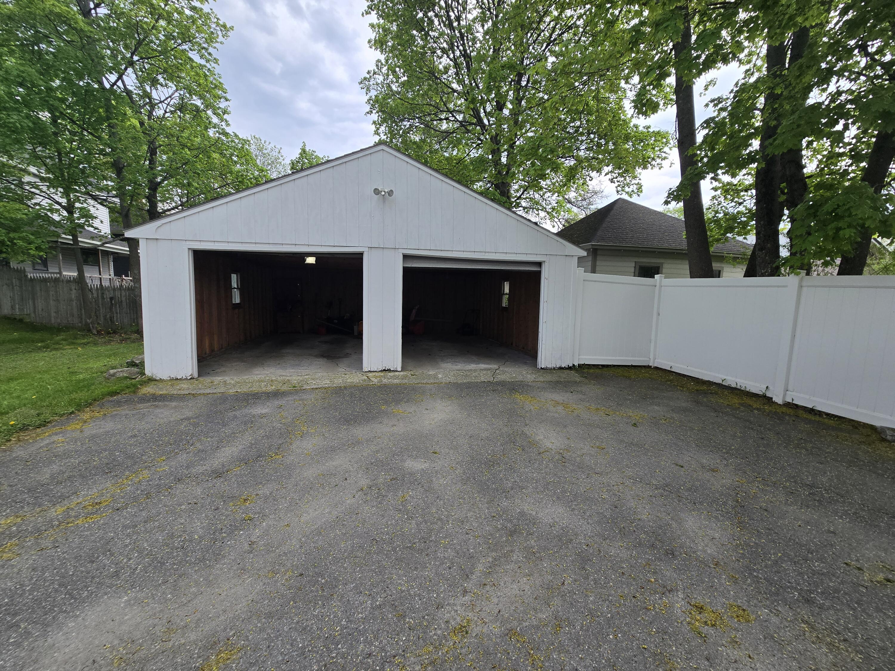 744 Hammond Street Bangor ME 04401