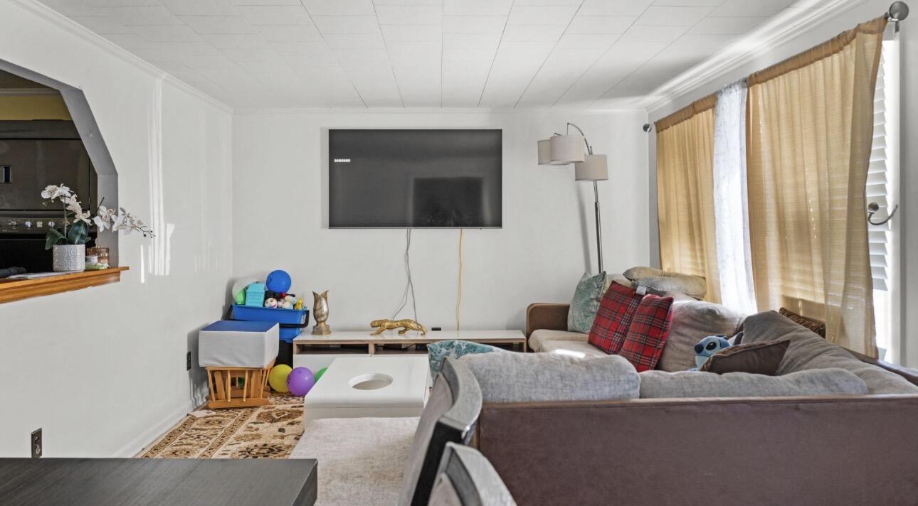 2 Banks Lane Biddeford ME 04005