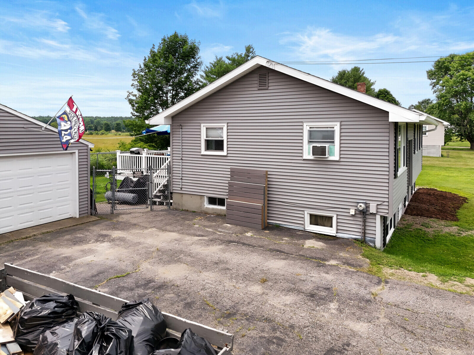 8 New England Road Augusta ME 04330