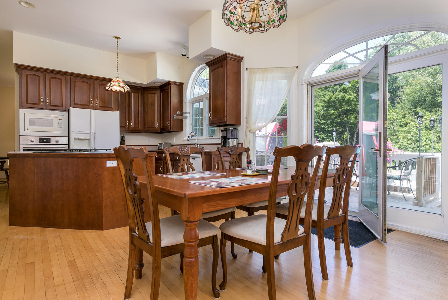 32 Colonial Drive Durham ME 04222