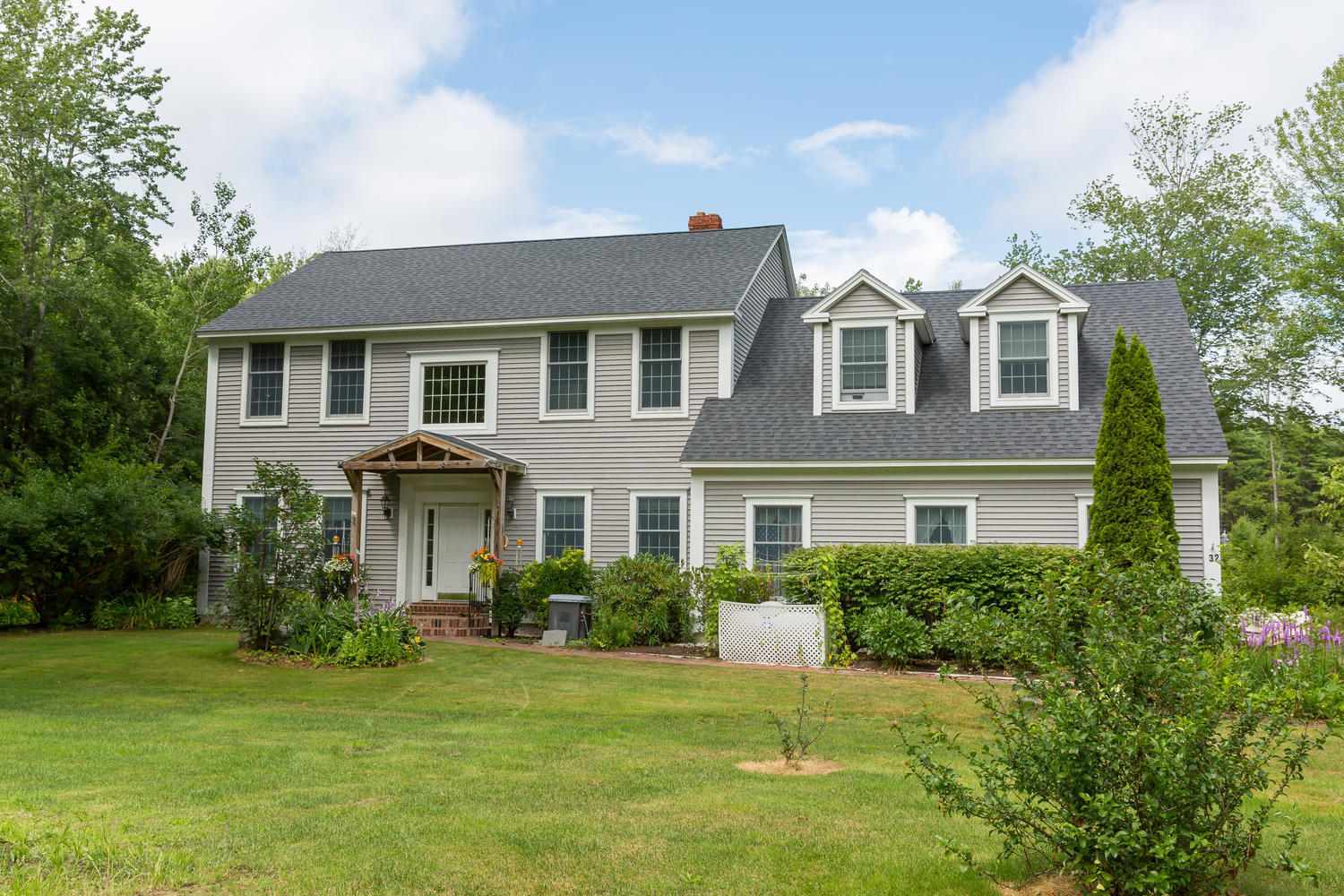 32 Colonial Drive Durham ME 04222