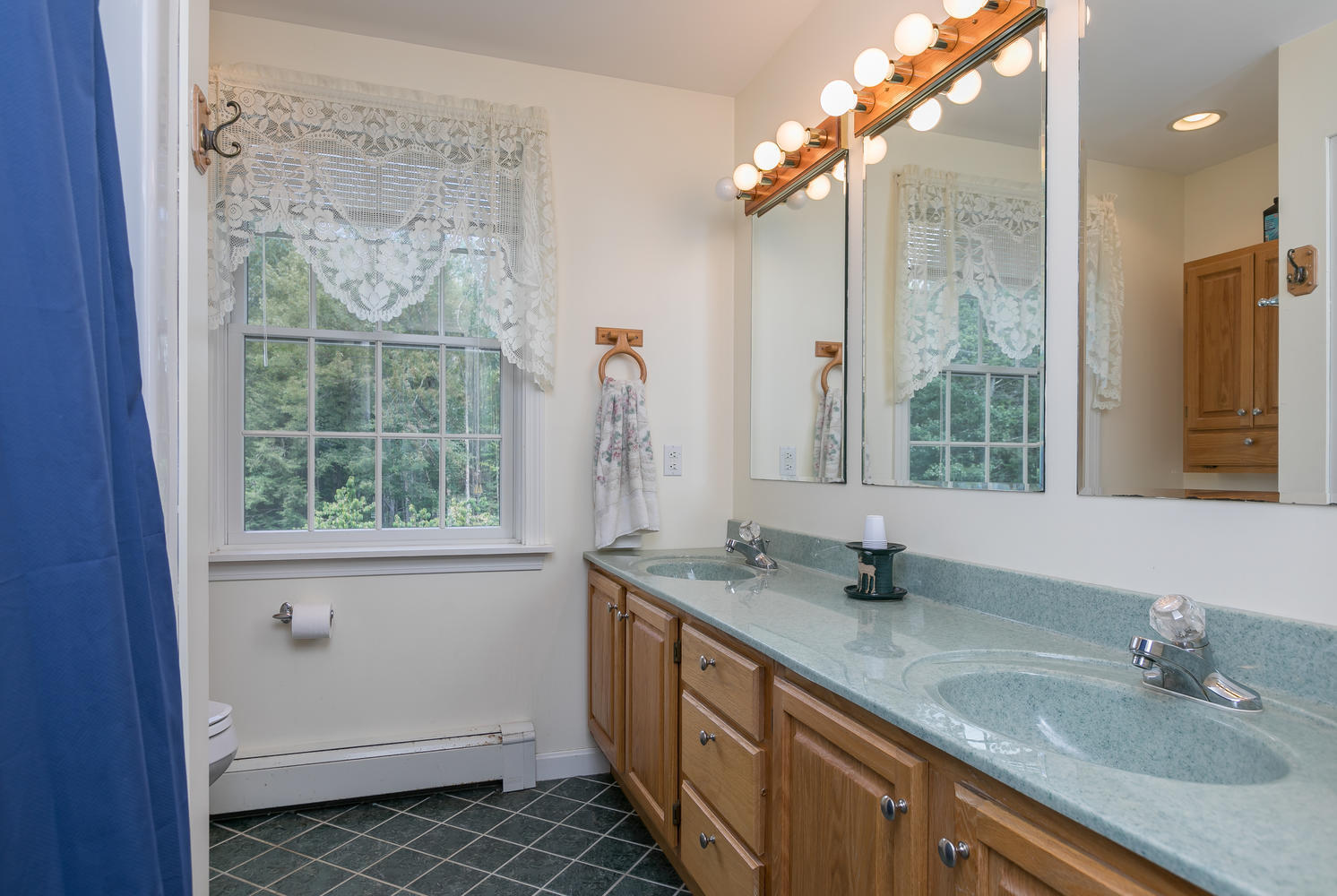 32 Colonial Drive Durham ME 04222