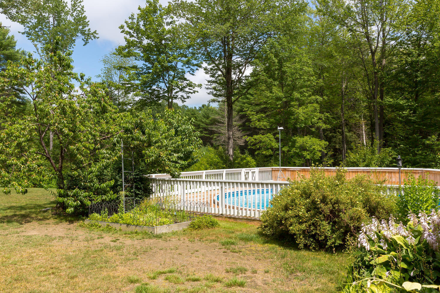 32 Colonial Drive Durham ME 04222