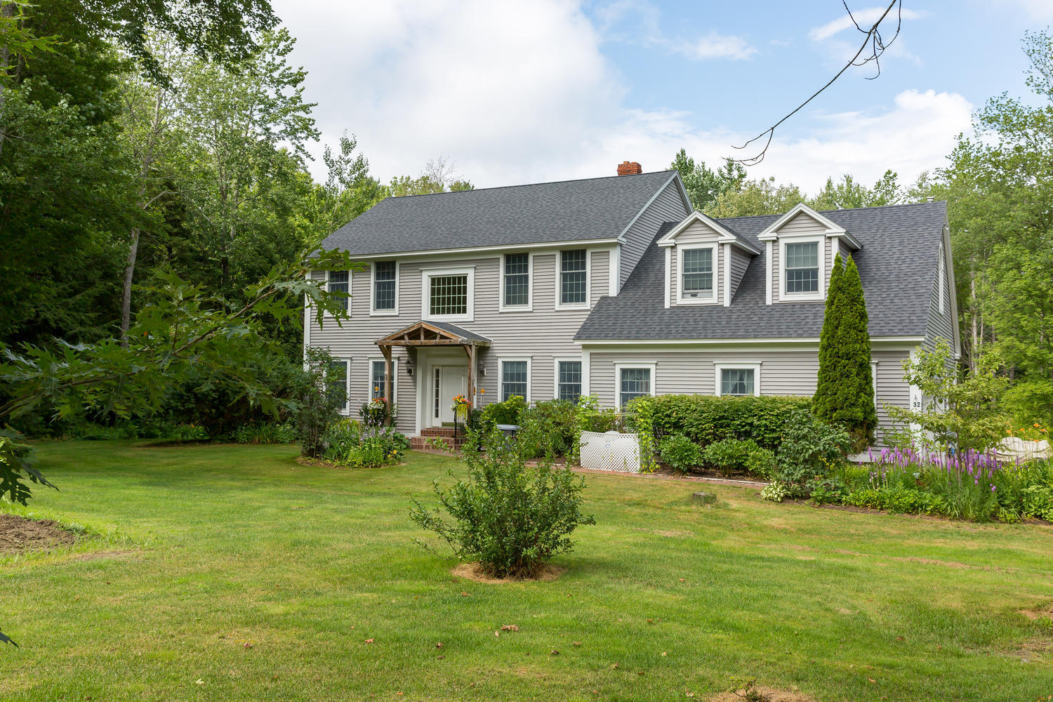 32 Colonial Drive Durham ME 04222