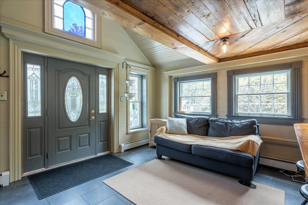 33 Blake Farm Road Edgecomb ME 04556