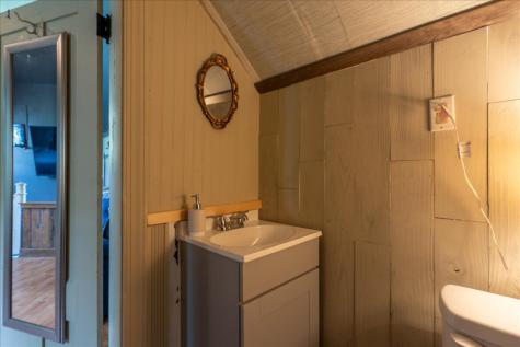 33 Blake Farm Road Edgecomb ME 04556