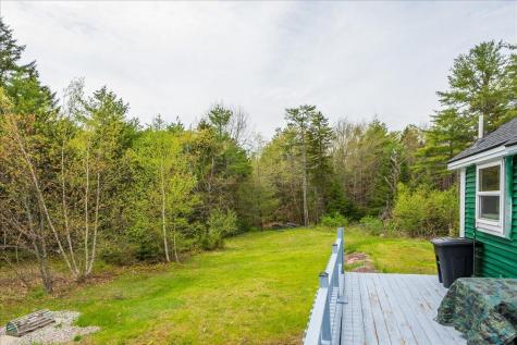 33 Blake Farm Road Edgecomb ME 04556