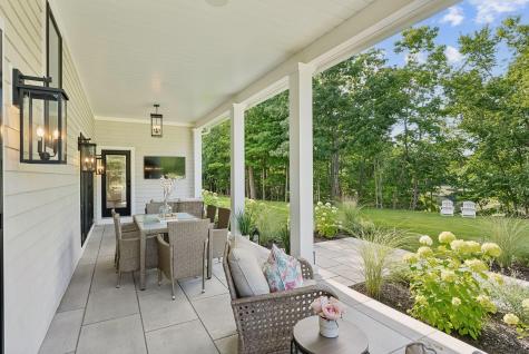 353 Pool Street Biddeford ME 04005