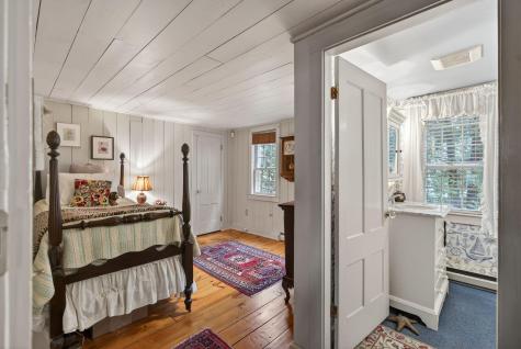 9 Summer Street Kennebunk ME 04043