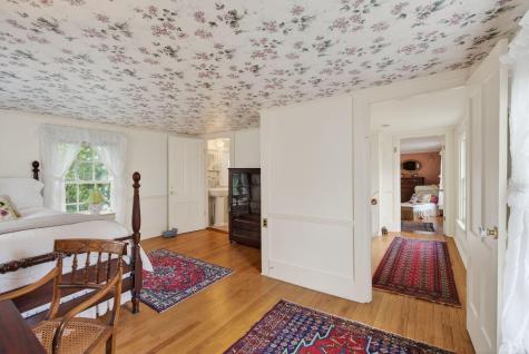 9 Summer Street Kennebunk ME 04043