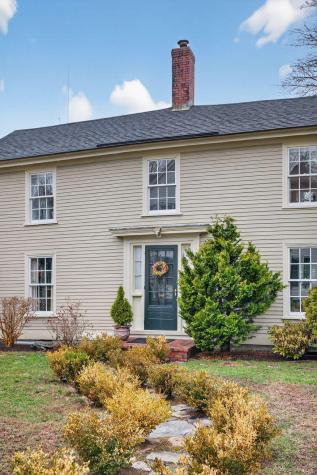 9 Summer Street Kennebunk ME 04043