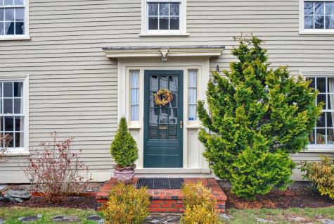 9 Summer Street Kennebunk ME 04043