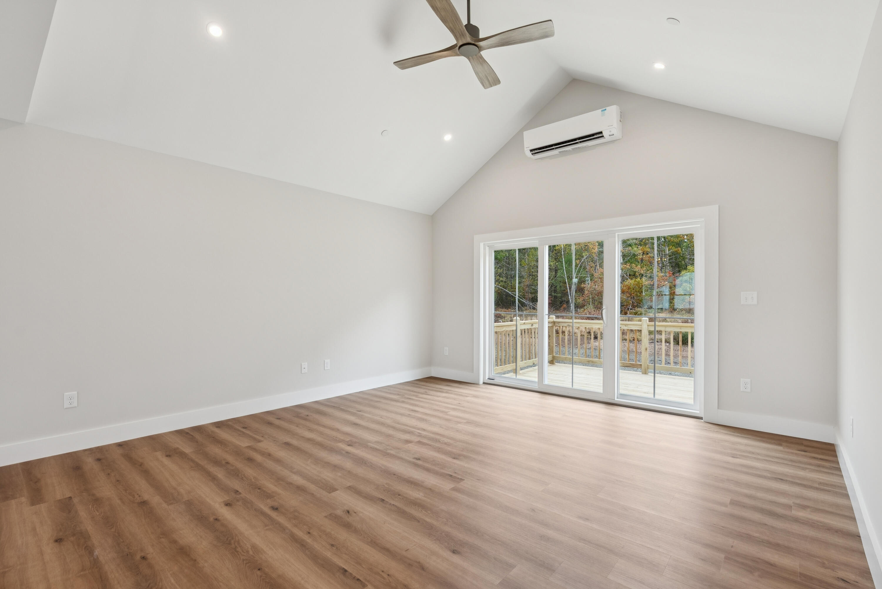 29 Lentago Lane Sanford ME 04073