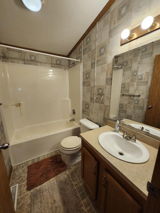 19 E Street Bangor ME 04401