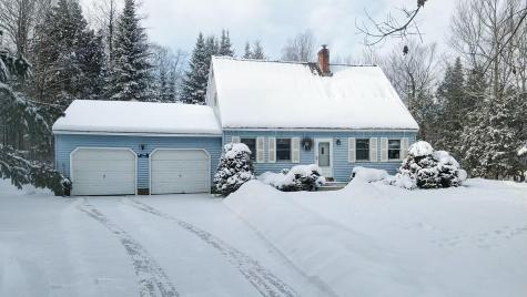 124 Merryman Road Glenburn ME 04401