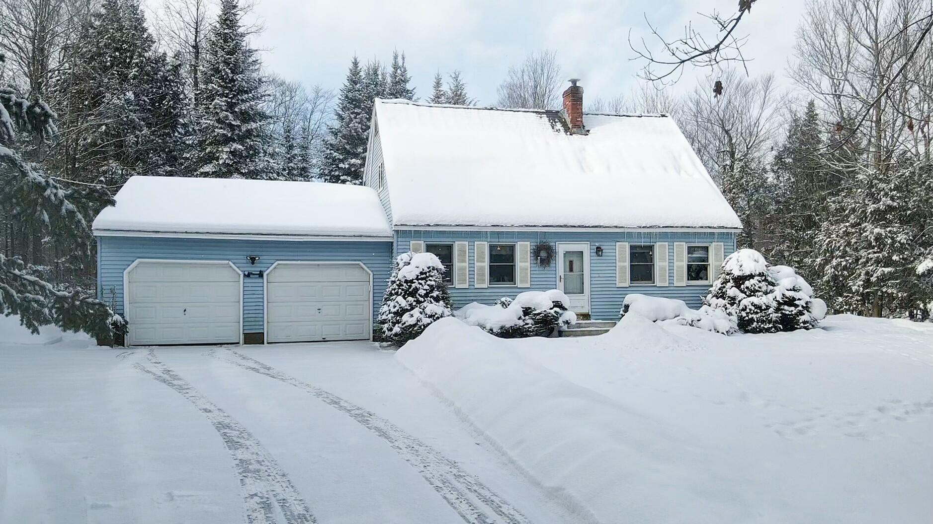 124 Merryman Road Glenburn ME 04401