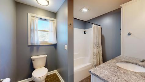 386 East Avenue Lewiston ME 04240