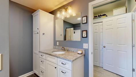 386 East Avenue Lewiston ME 04240
