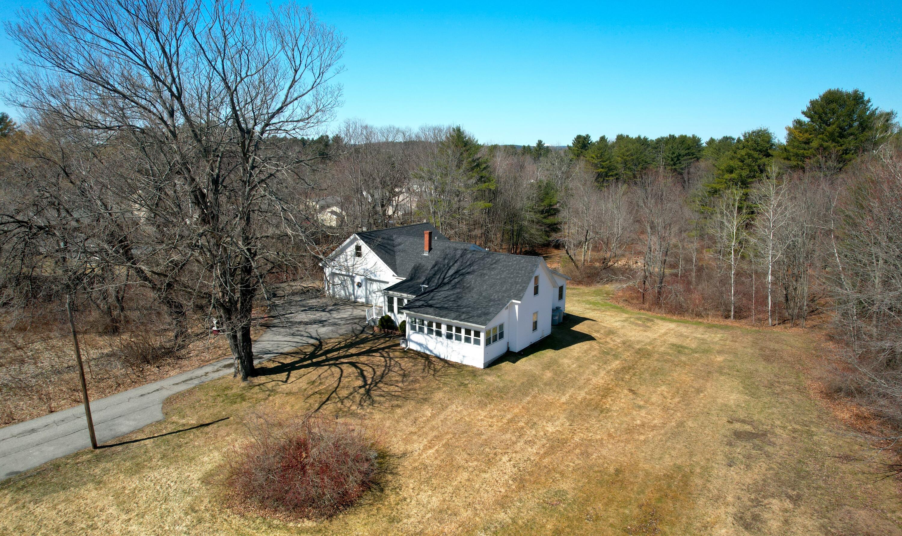 386 East Avenue Lewiston ME 04240