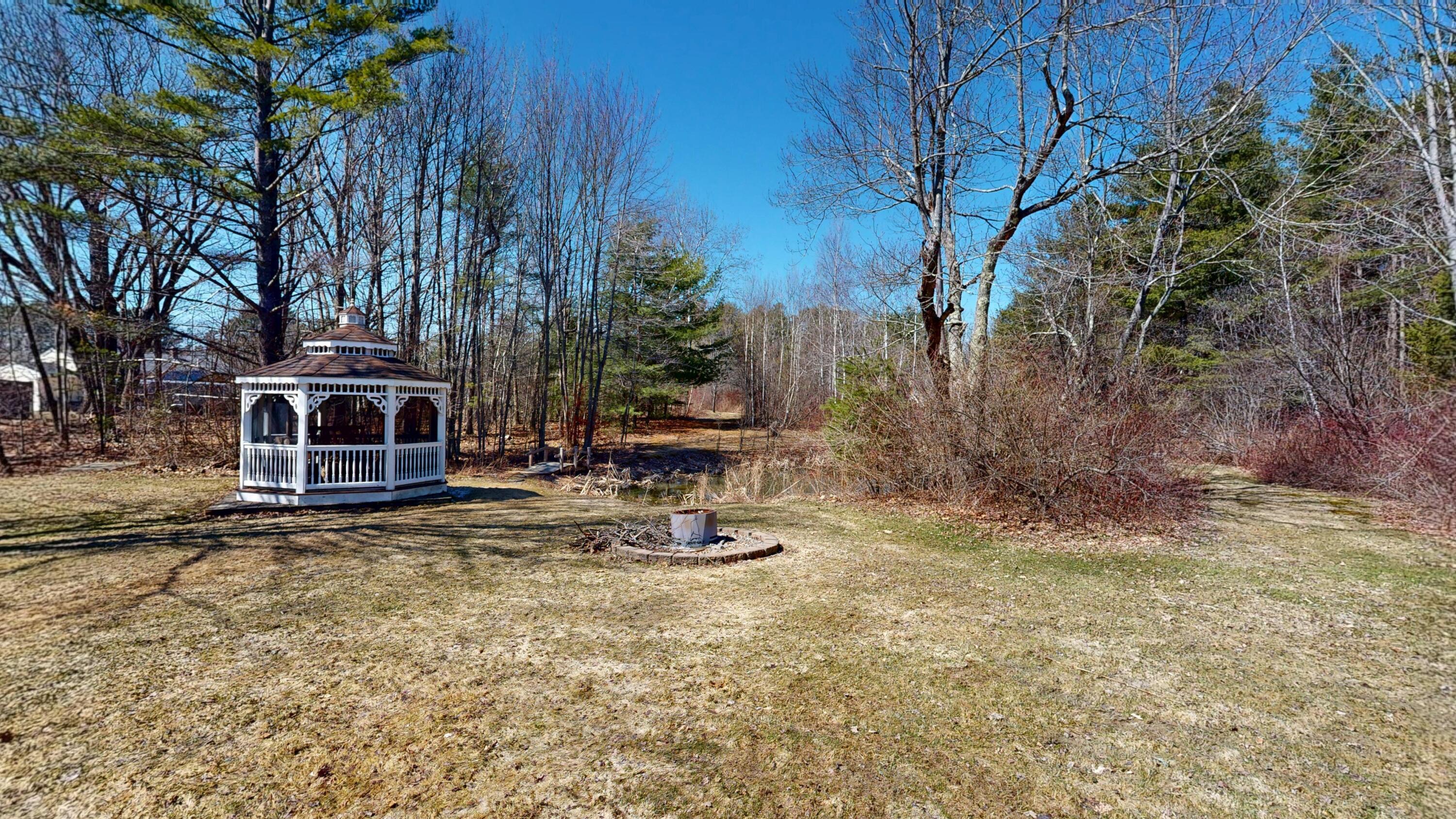 386 East Avenue Lewiston ME 04240