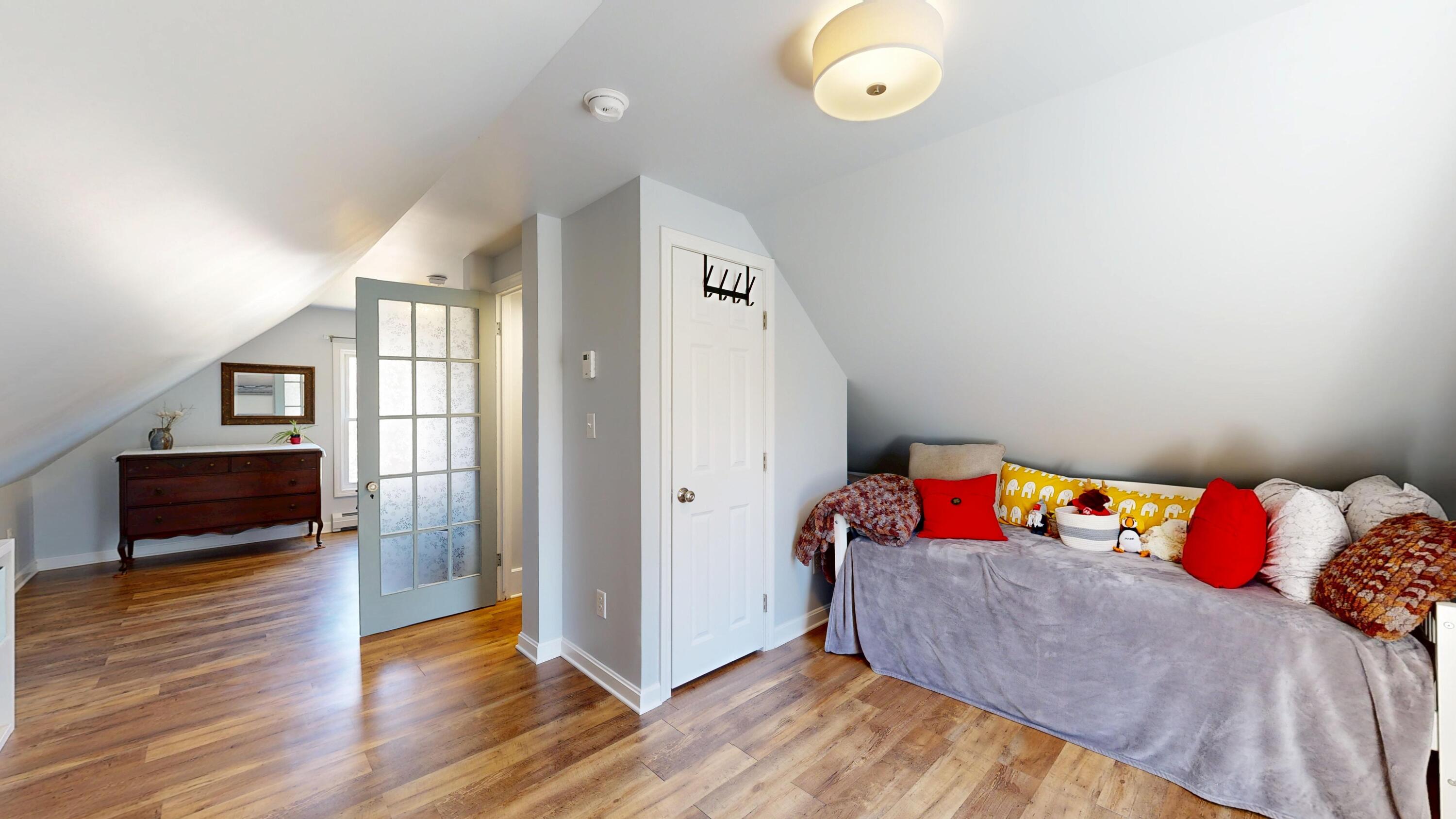 386 East Avenue Lewiston ME 04240