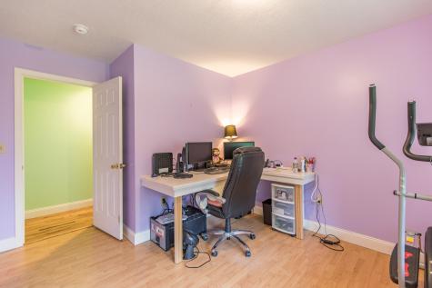 26 Lisa Lane Naples ME 04055